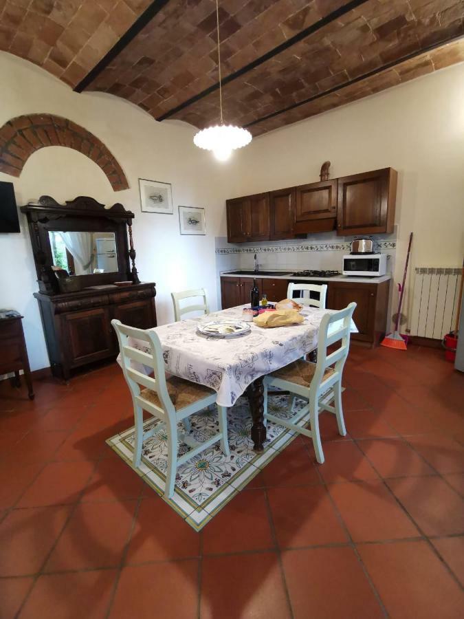 Podere Le Monache Montaione Luaran gambar